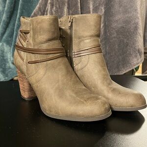 Madden Girl heeled boots